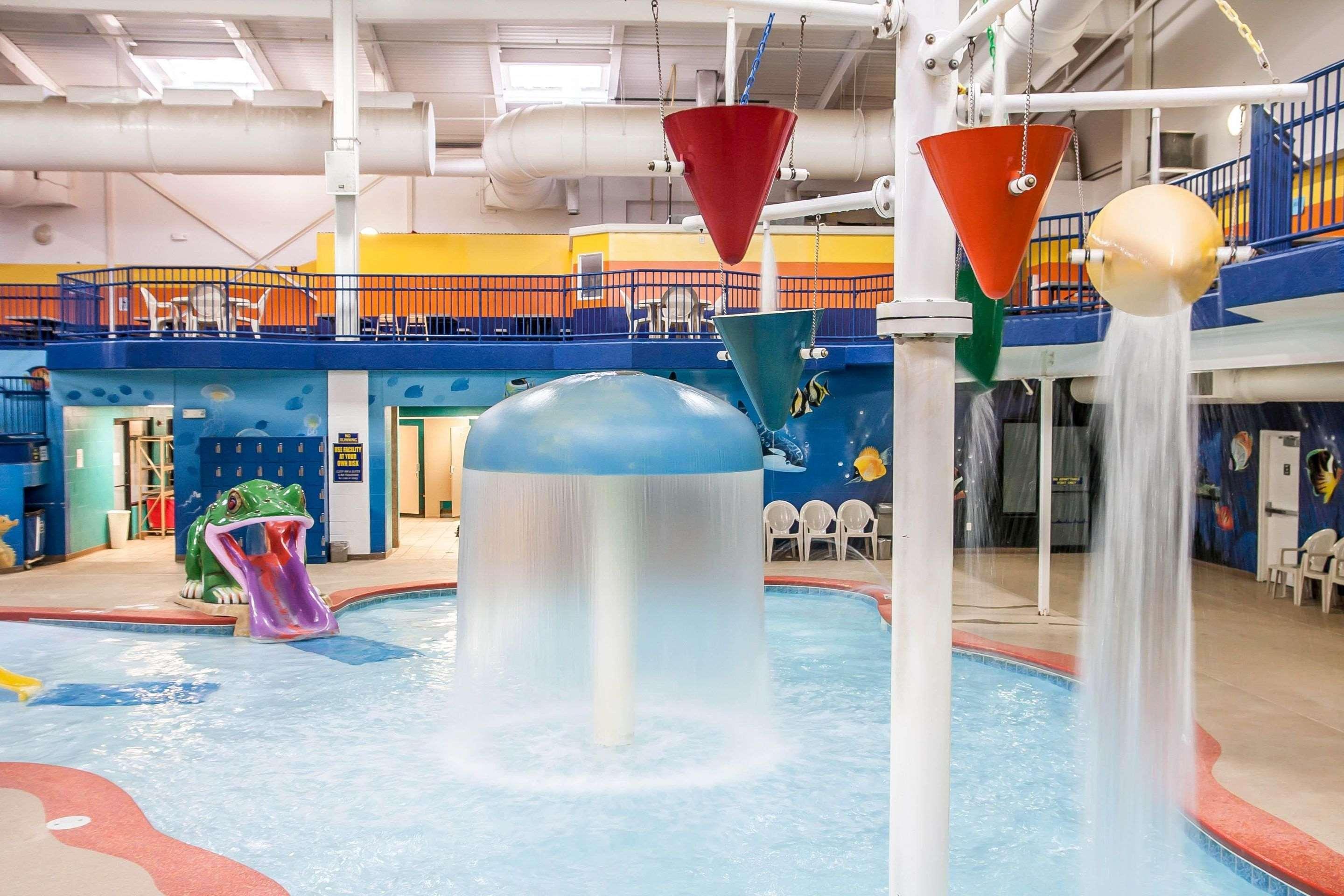 מינוט Sleep Inn & Suites Conference Center And Water Park מראה חיצוני תמונה