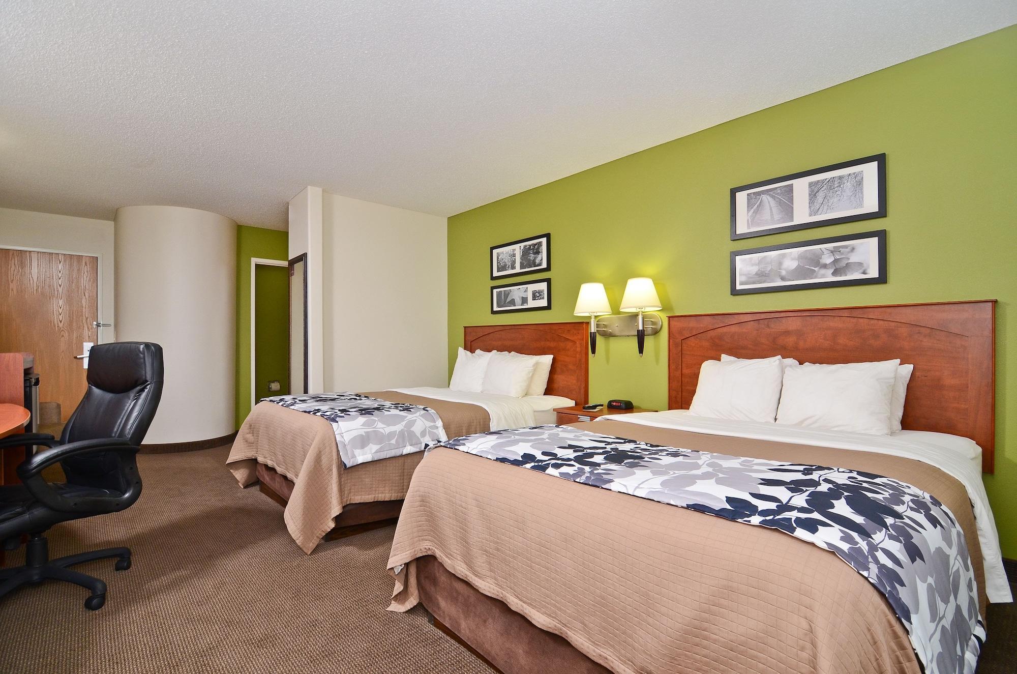 מינוט Sleep Inn & Suites Conference Center And Water Park מראה חיצוני תמונה