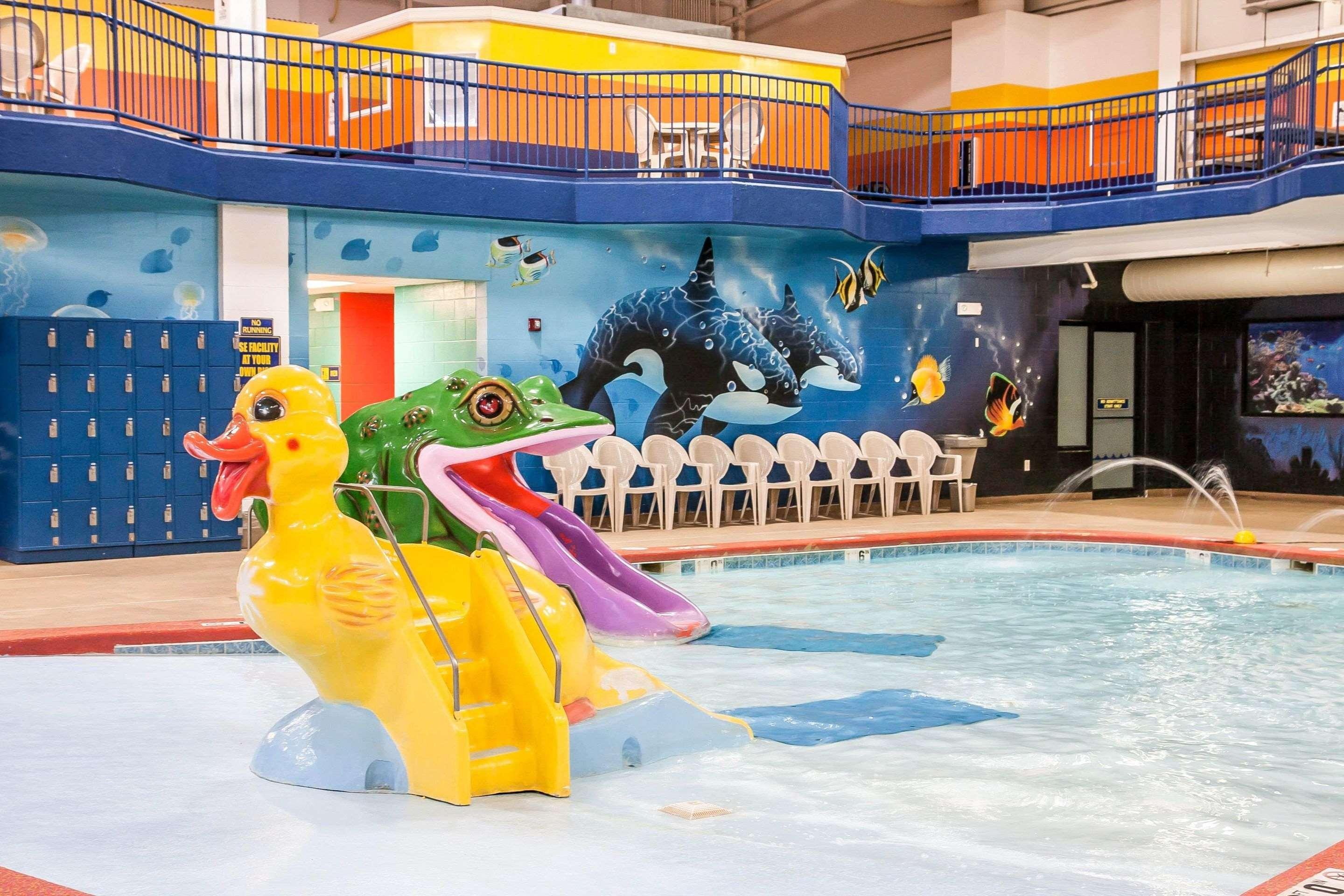 מינוט Sleep Inn & Suites Conference Center And Water Park מראה חיצוני תמונה