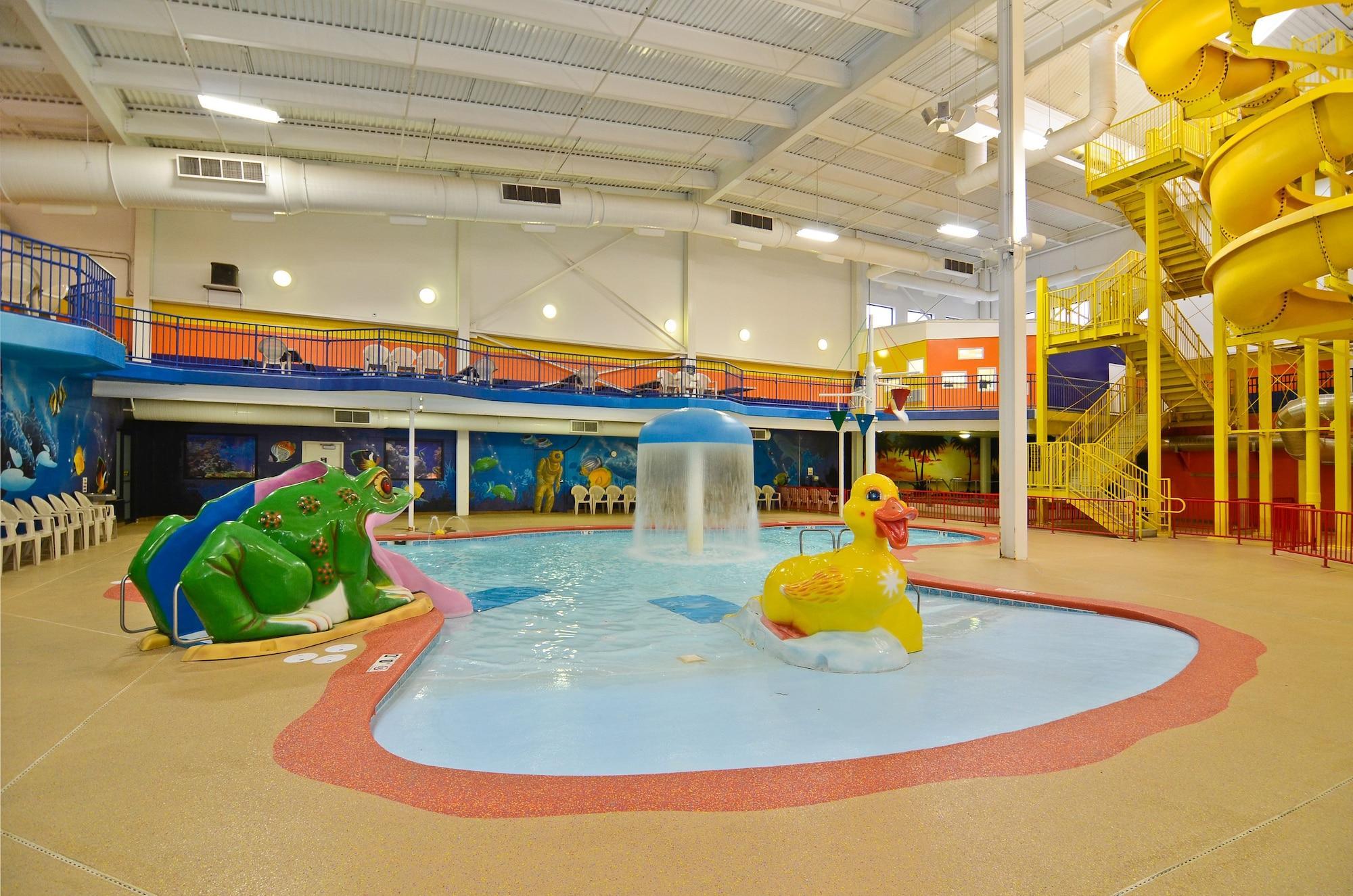 מינוט Sleep Inn & Suites Conference Center And Water Park מראה חיצוני תמונה